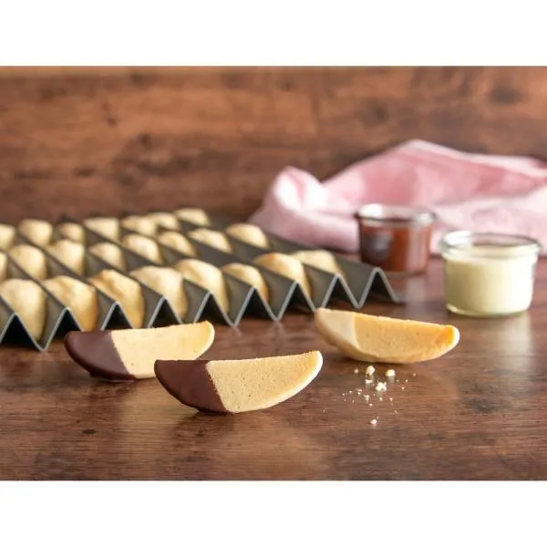 Wolfszähne Backform